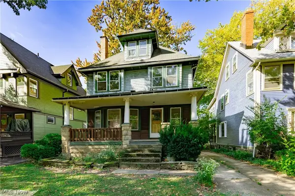 2212 Bellfield Avenue, Cleveland Heights, OH 44106