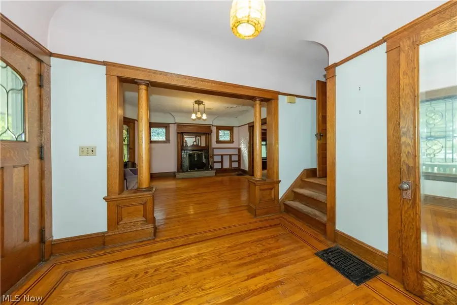 2212 Bellfield Avenue, Cleveland Heights, OH 44106 - #3