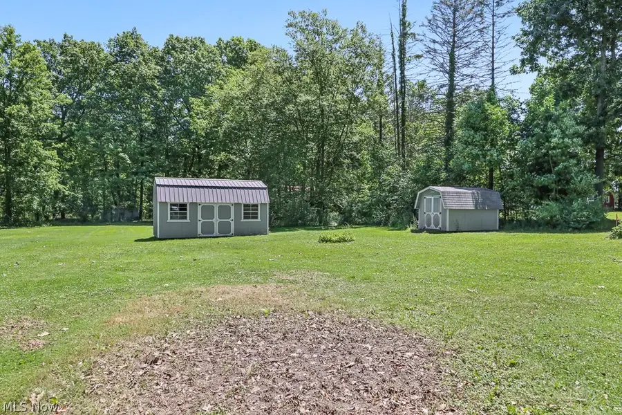 6000 Oakhill Ne Avenue, Alliance, OH 44601 - #3