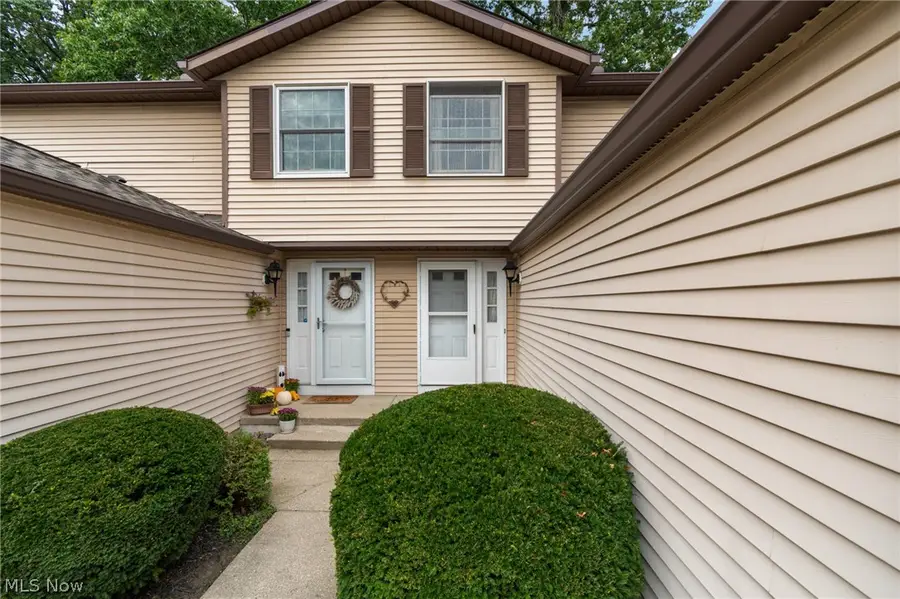 3913 Lake Run Boulevard, Stow, OH 44224 - #3
