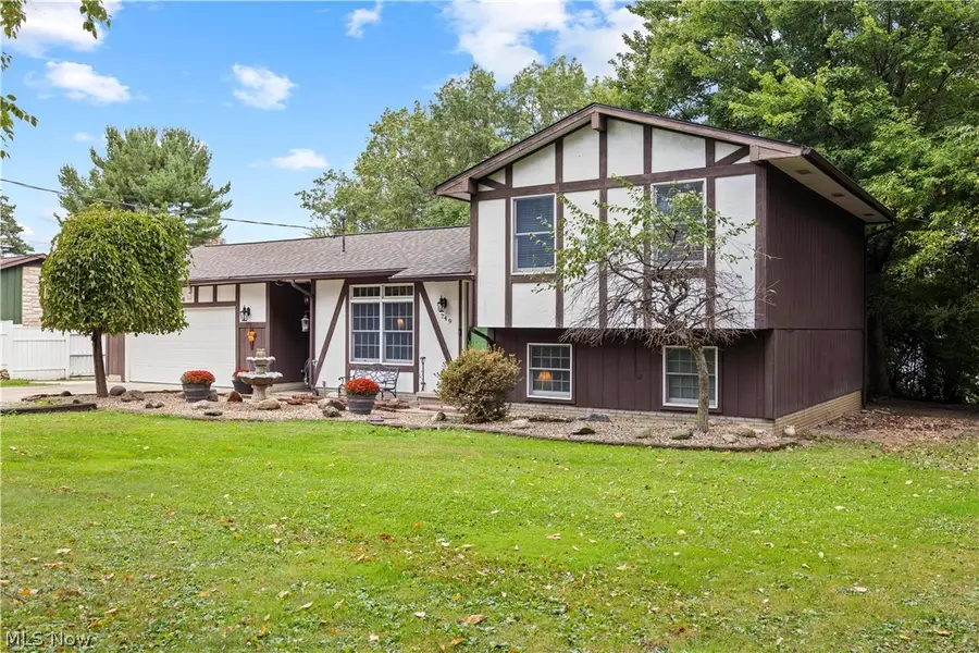 749 Glantz Drive, Lorain, OH 44055 - #2