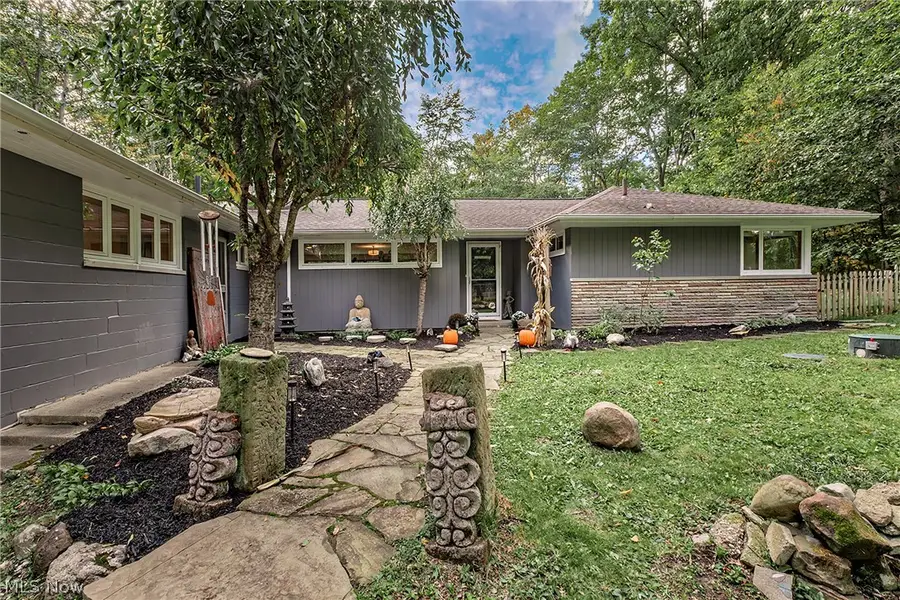 8165 Chagrin Mills Road, Chagrin Falls, OH 44022 - #3