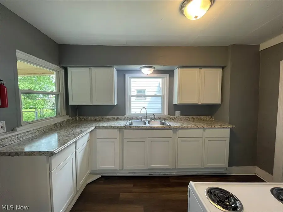 730 Noble Avenue, Akron, OH 44320 - #2