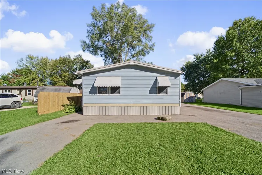 104 Pike Court, Lagrange, OH 44050 - #3