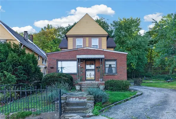 2117 Fairview Avenue, Cleveland, OH 44106