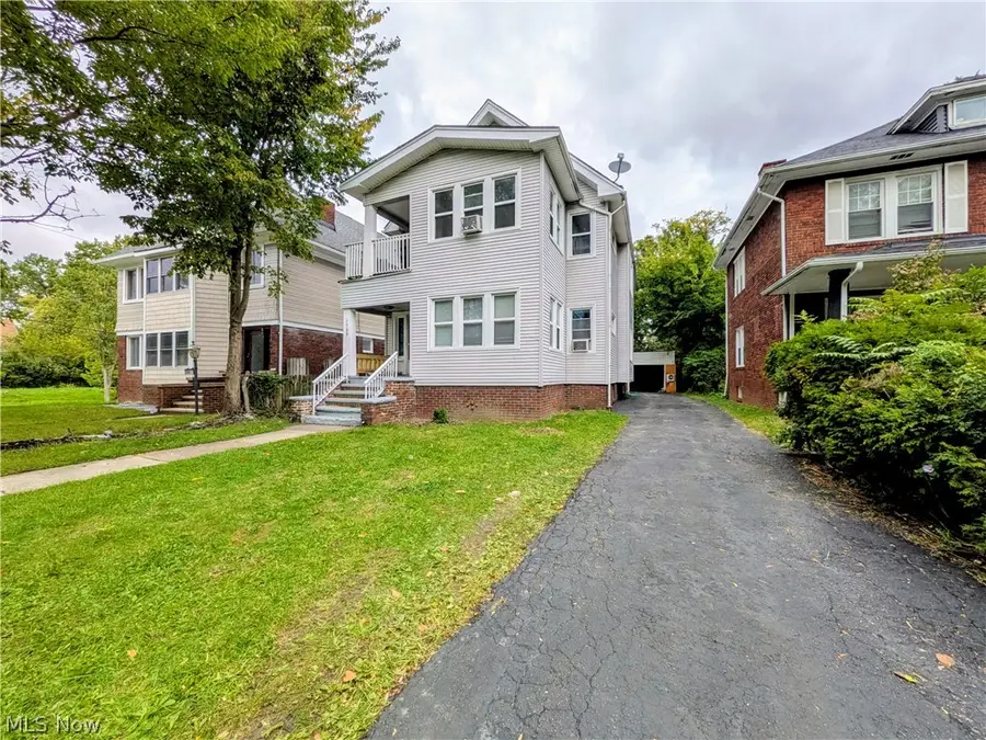 3389 Desota Avenue, Cleveland Heights, OH 44118 - #2