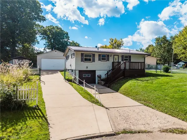 830 Standish Nw Circle, Massillon, OH 44647