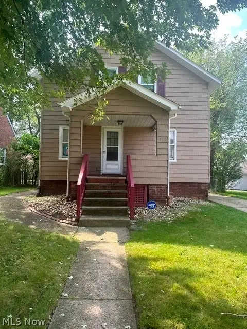 930 E 239th Street, Euclid, OH 44123 - #1
