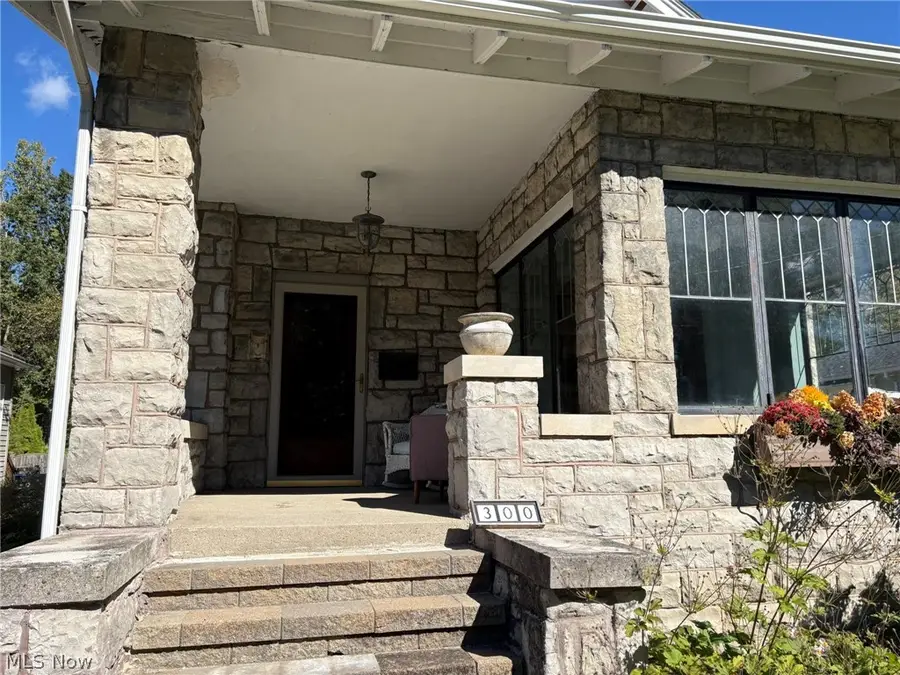 300 E College Street, Oberlin, OH 44074 - #2