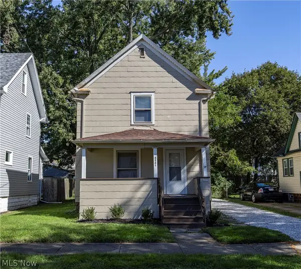 2221 10th Sw Street, Akron, OH 44314