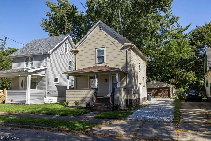 2221 10th Sw Street, Akron, OH 44314 - #3