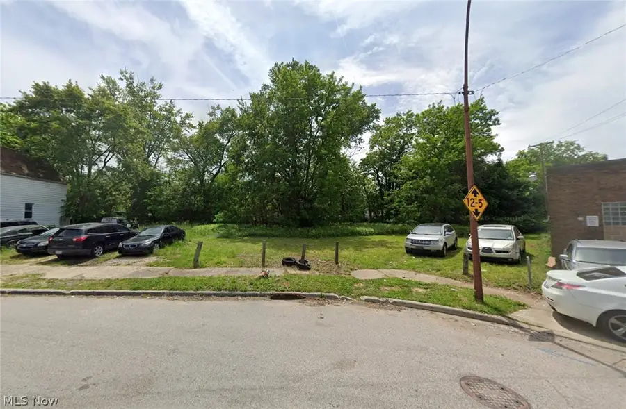 1646 Lockwood Avenue, East Cleveland, OH 44112 - #2