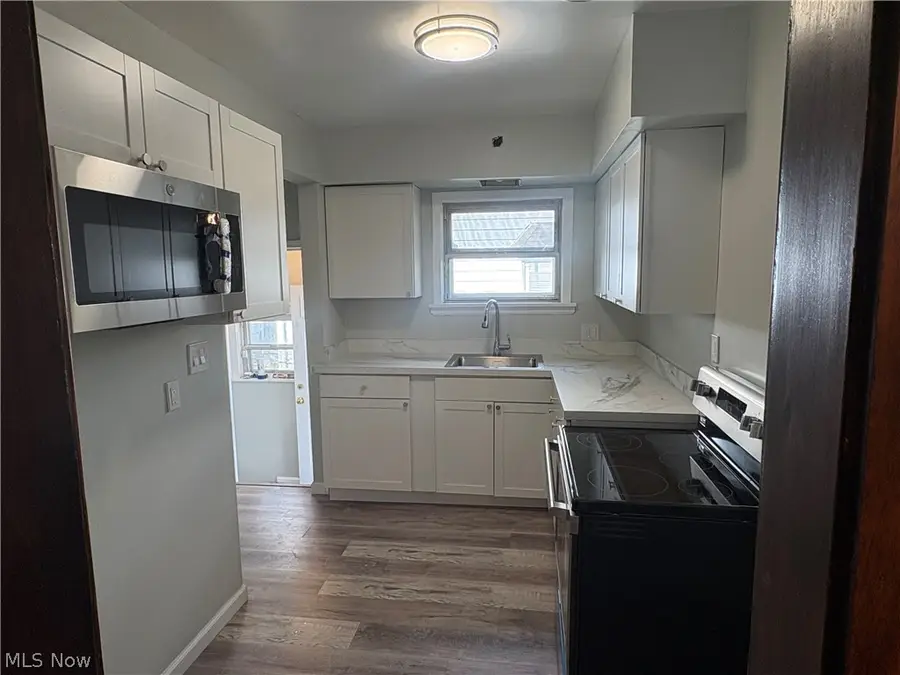 695 Lafollette Street, Akron, OH 44306 - #2