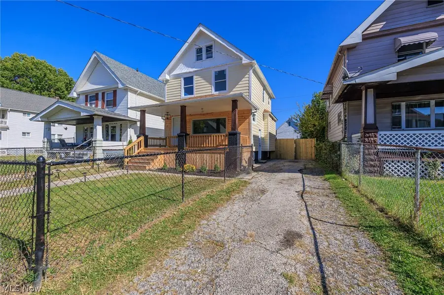 3353 W 84th Street, Cleveland, OH 44102 - #2