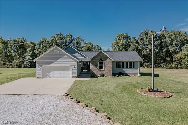 15705 Lowe Ne Road, Alliance, OH 44601