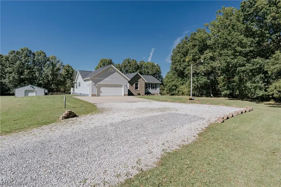 15705 Lowe Ne Road, Alliance, OH 44601 - #2