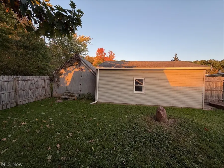 428 Iowa Avenue, Girard, OH 44420 - #3