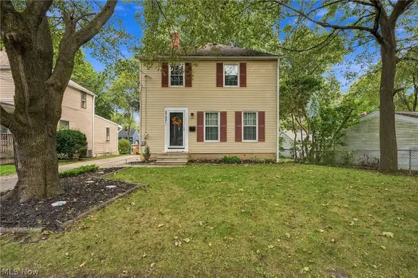 2723 Maplewood Street, Cuyahoga Falls, OH 44221