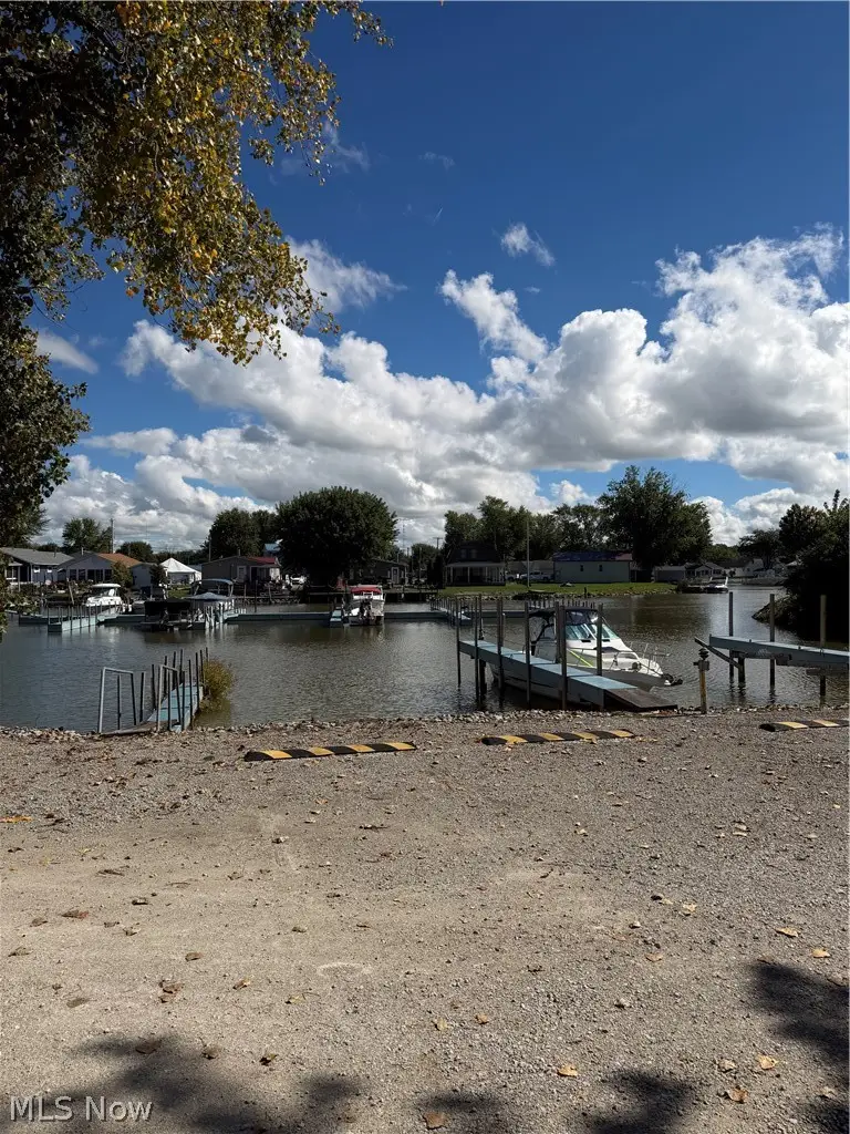 531 S Findlay Street #107, Port Clinton, OH 43452 - #2