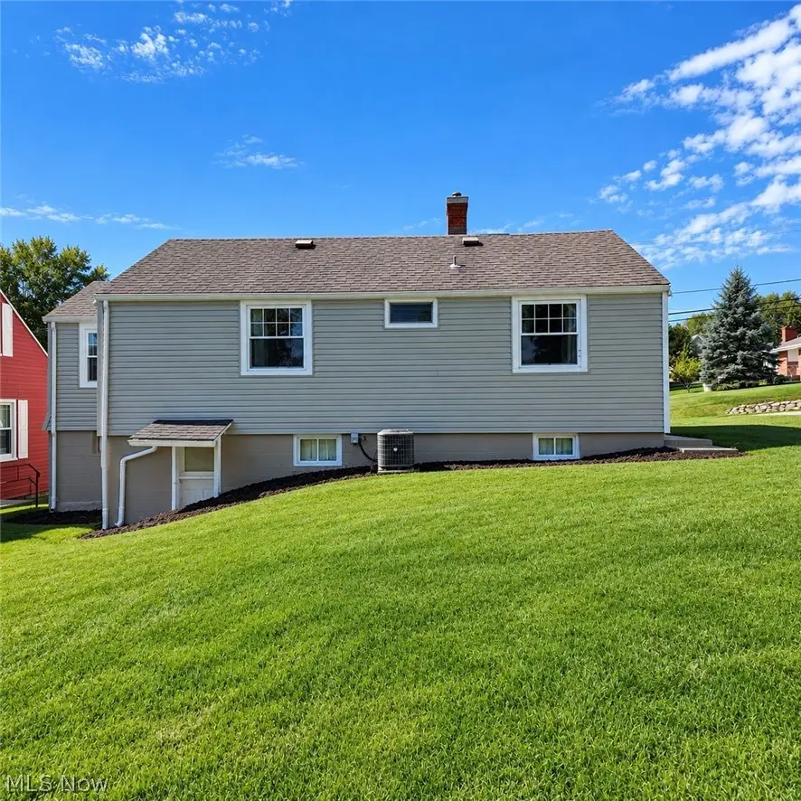 167 N Sugar Street, Saint Clairsville, OH 43950 - #3