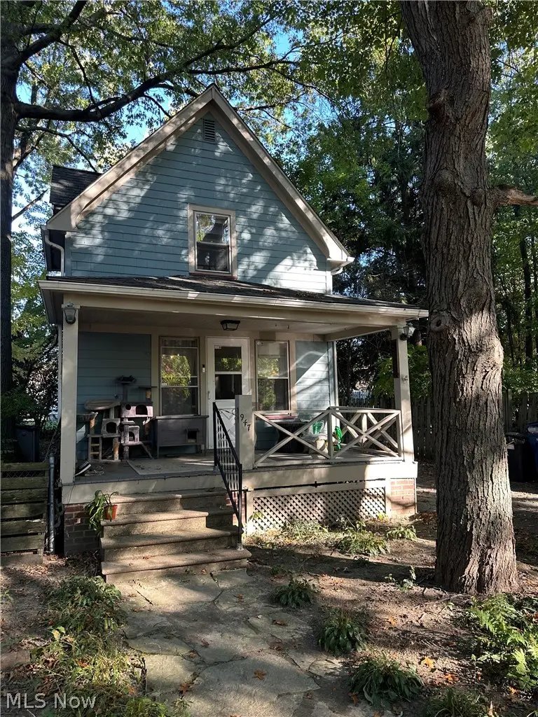947 Woodview Road, Cleveland Heights, OH 44121 - #1
