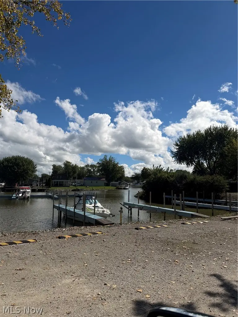 531 S Findlay Street #105, Port Clinton, OH 43452 - #3