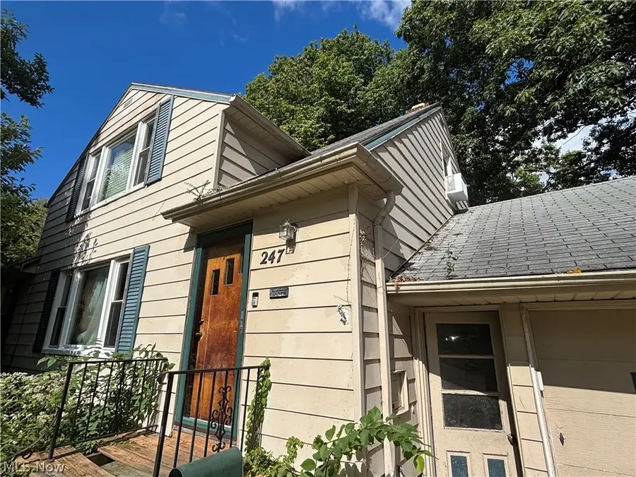247 W Glendale Street, Bedford, OH 44146 - #2