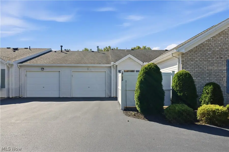 5972 Callaway Circle, Youngstown, OH 44515 - #3