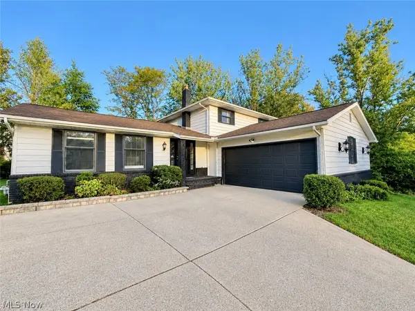 5880 Deepwood Trail, Solon, OH 44139