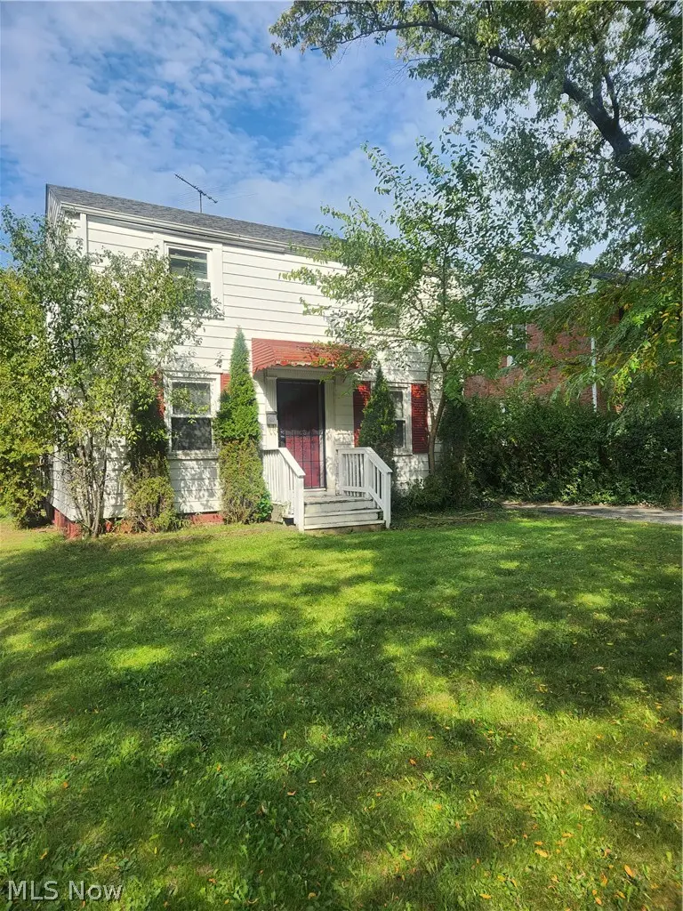 19611 Libby Road, Maple Heights, OH 44137 - #1