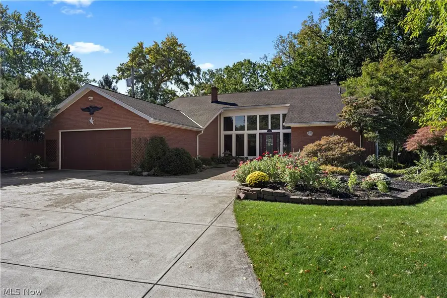 916 Elywood Drive, Elyria, OH 44035 - #3
