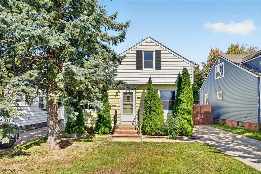 5902 Morningside Drive, Parma, OH 44129 - #1