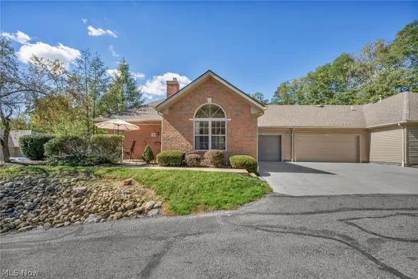 7780 Brittanny Ne Drive, North Canton, OH 44720
