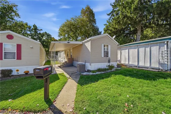 1233 Monterey Nw Boulevard, North Canton, OH 44720