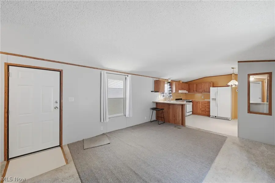 1233 Monterey Nw Boulevard, North Canton, OH 44720 - #2