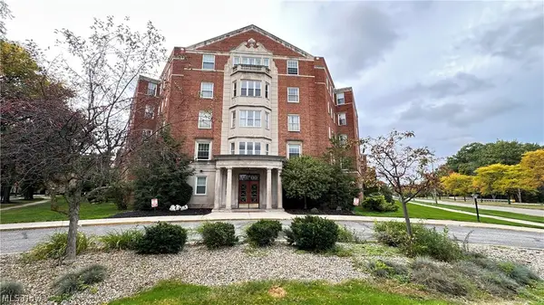 13800 Fairhill Road #316, Shaker Heights, OH 44120