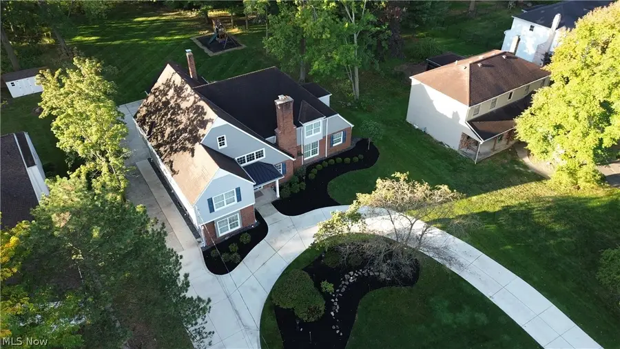 27473 Dellwood Drive, Westlake, OH 44145 - #2
