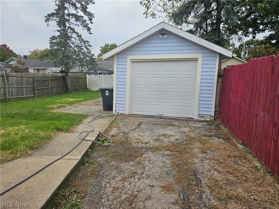 1198 Burkhardt Avenue, Akron, OH 44301 - #3
