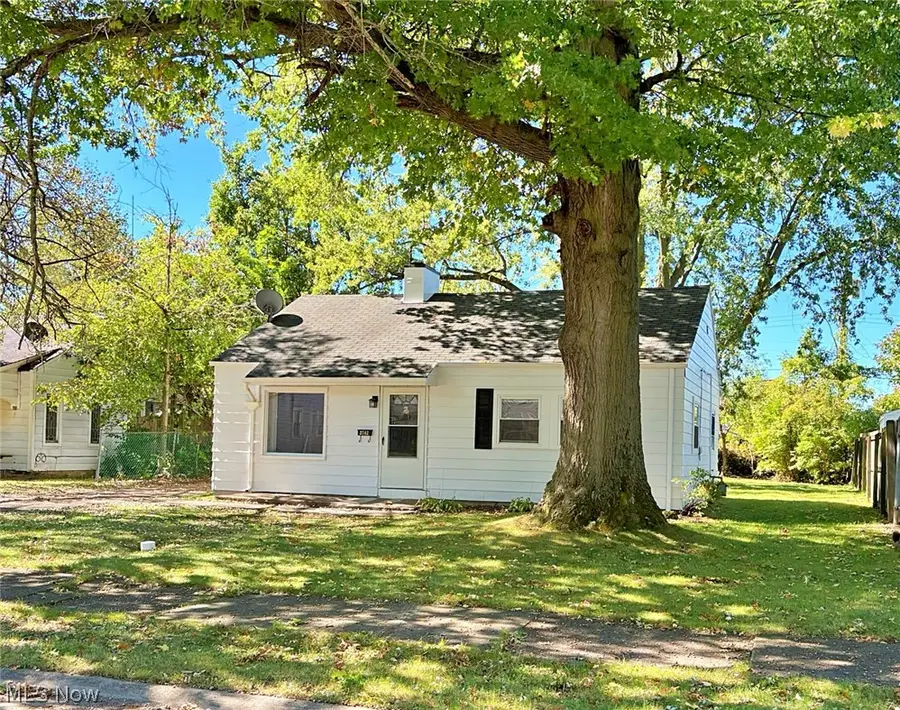 3742 Gary Avenue, Lorain, OH 44055 - #3