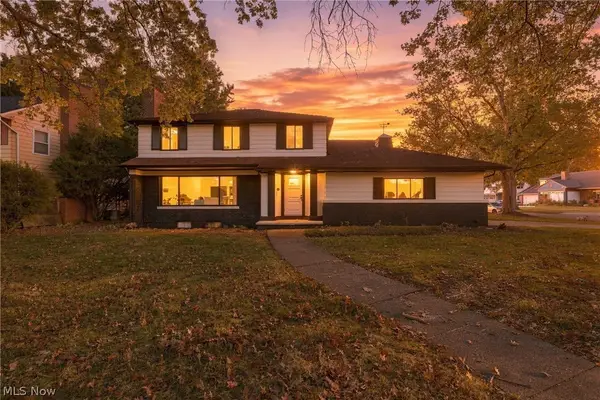 2131 Newbury Drive, Cleveland, OH 44112