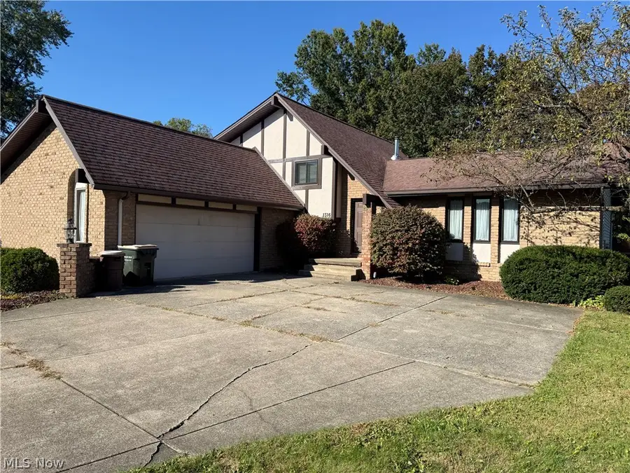 1314 Mere Court, Youngstown, OH 44512 - #3