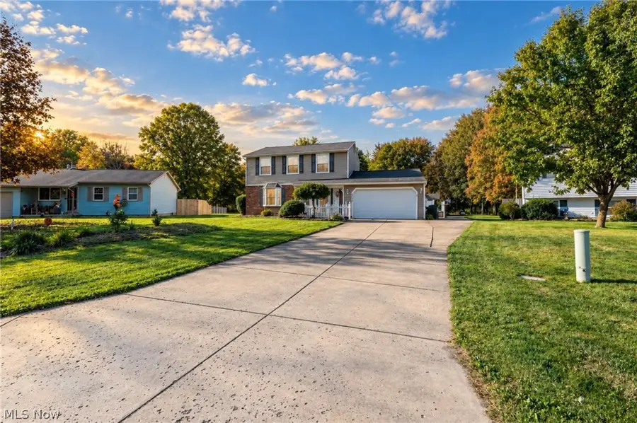 2594 Lydia Sw Drive, Lordstown, OH 44481 - #2