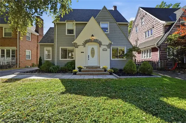3390 Blanche Avenue, Cleveland Heights, OH 44118