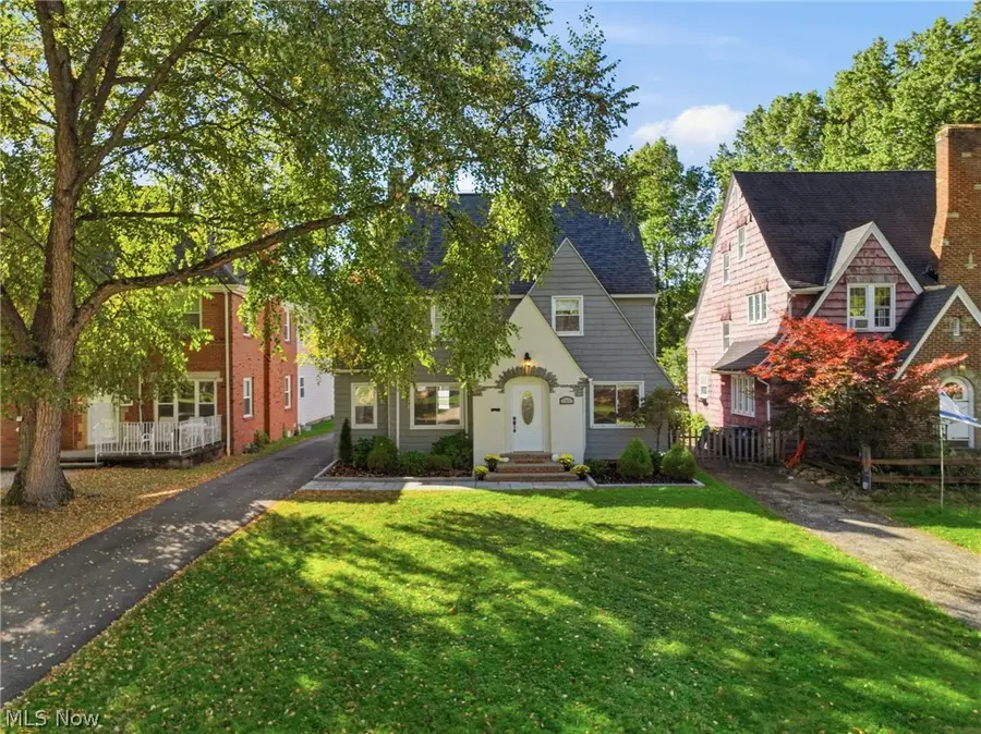 3390 Blanche Avenue, Cleveland Heights, OH 44118 - #3