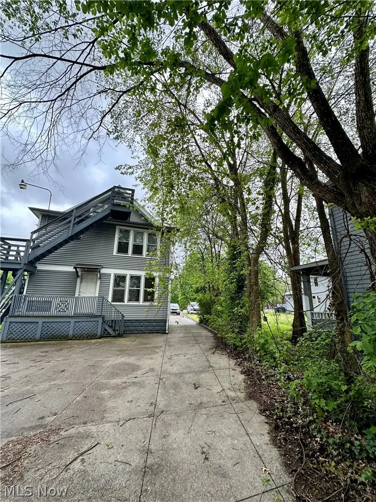224-226 S Maple Street, Akron, OH 44302 - #3