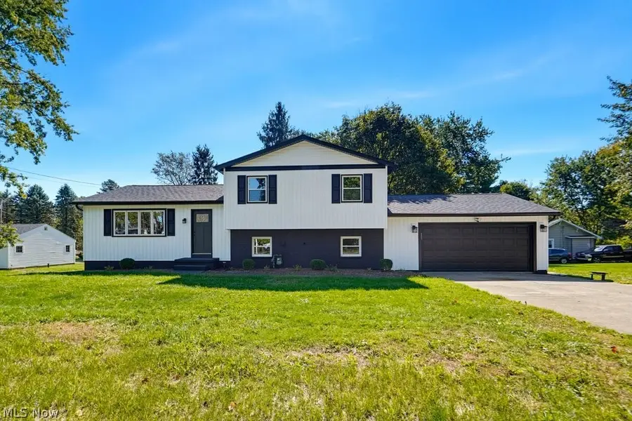 3246 E Waterloo Road, Akron, OH 44312 - #2