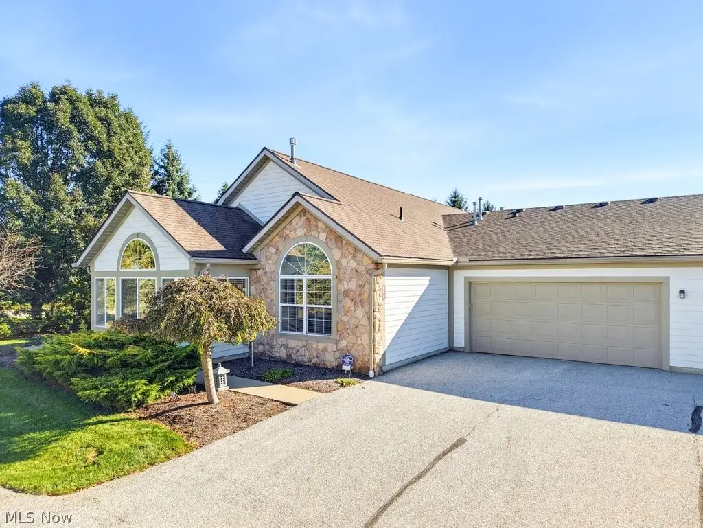 606 Crossings Circle, Tallmadge, OH 44278 - #1