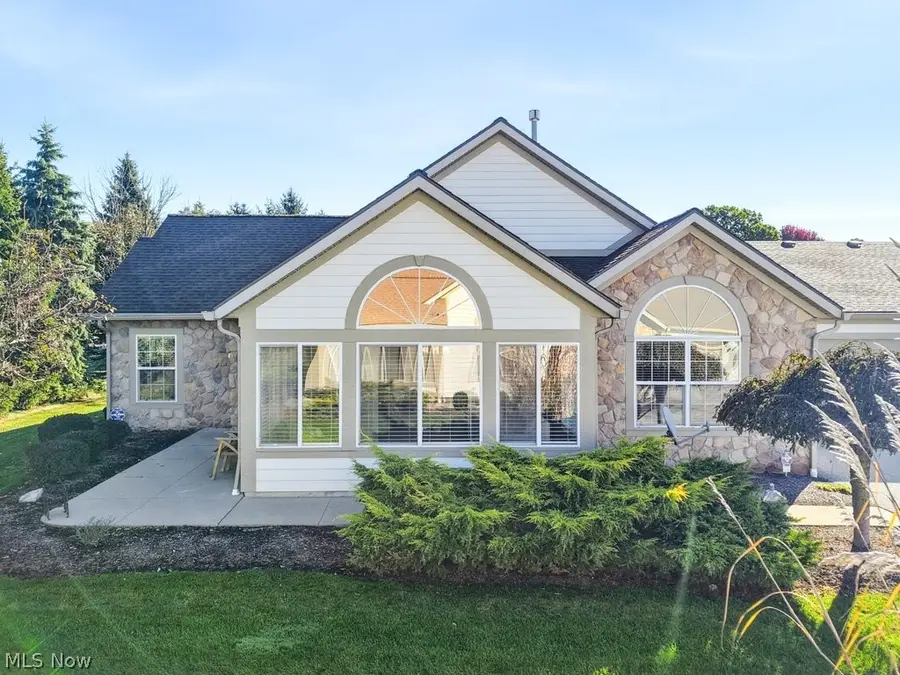 606 Crossings Circle, Tallmadge, OH 44278 - #2