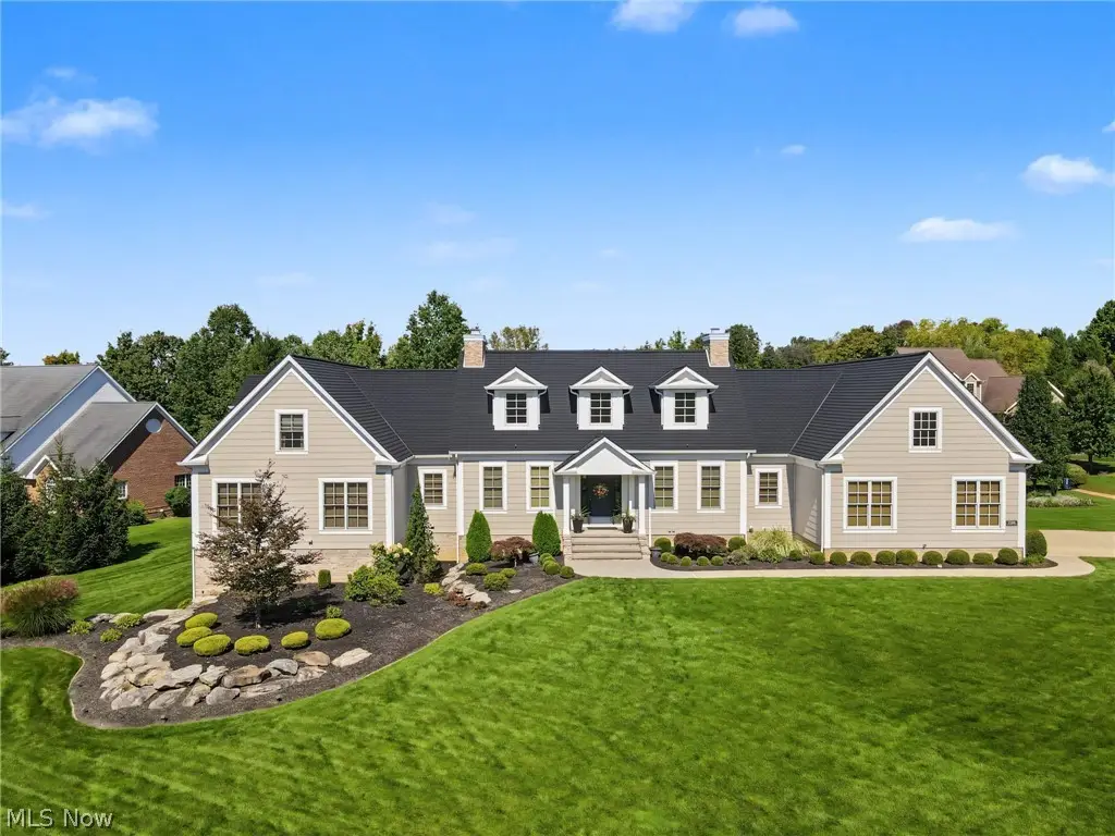 2288 Heritage Trail, Poland, OH 44514 - #1