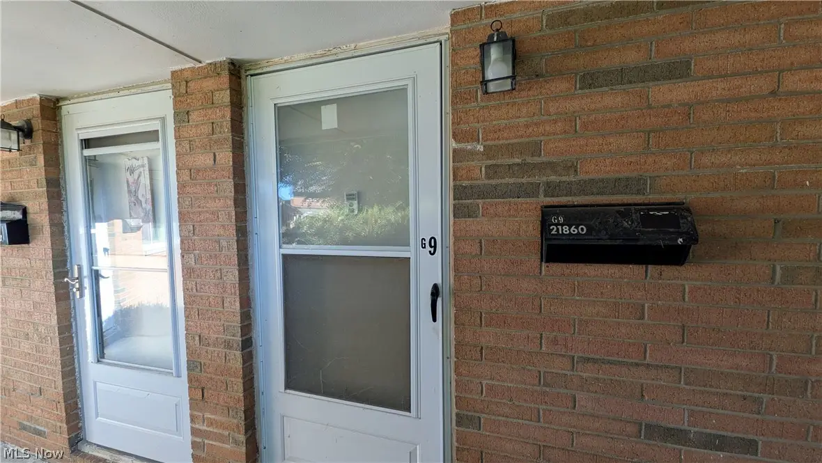21860 River Oaks Drive #G9, Rocky River, OH 44116 - #1